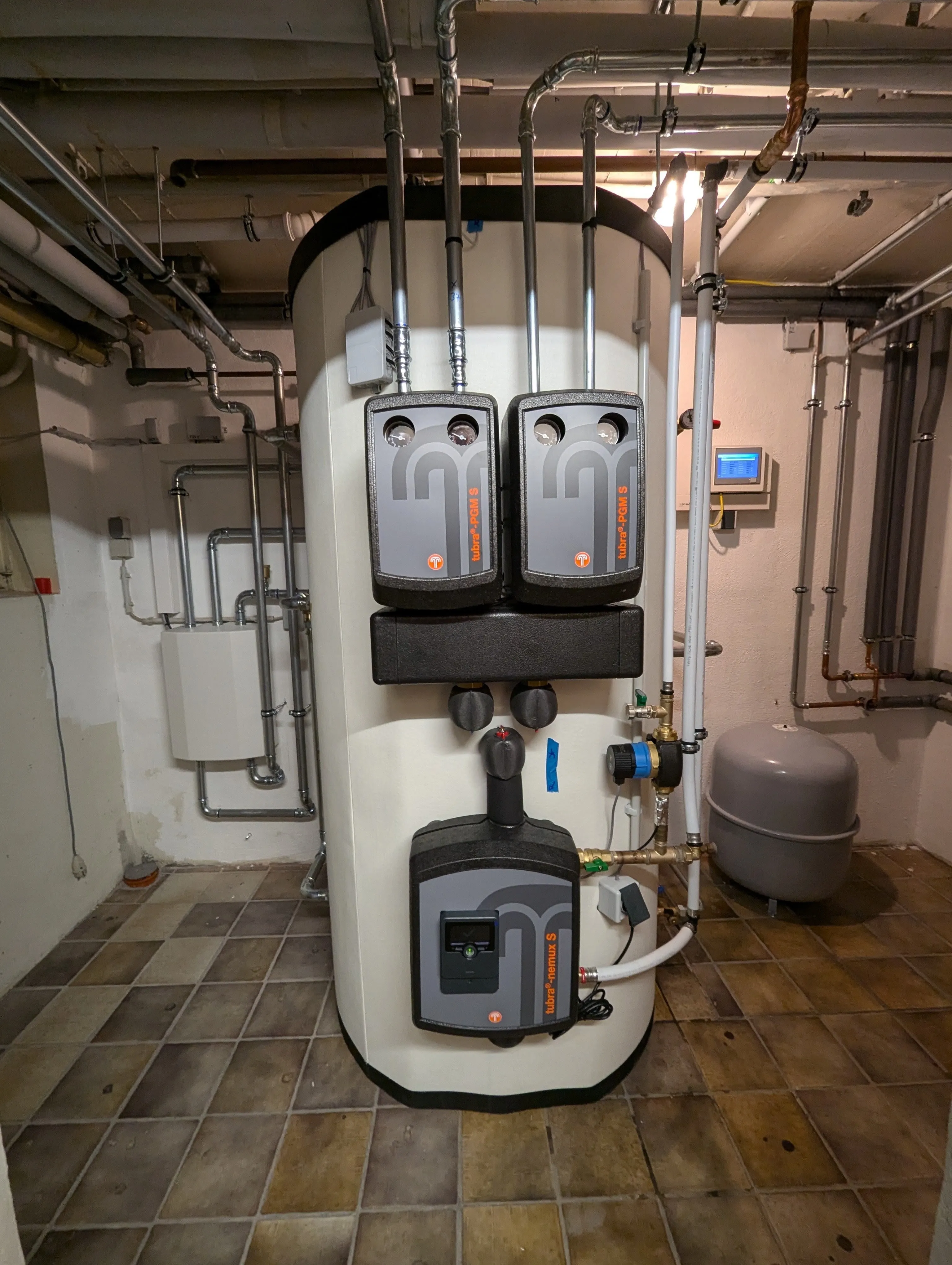 Pufferspeicher mit frischwasserstation